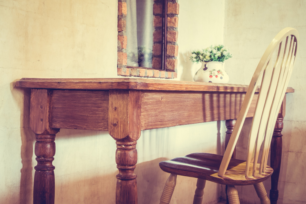 empty-chair-business-stack-decoration