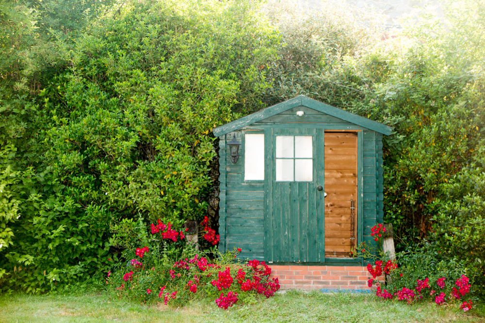 Garden Hut Bottom Park House